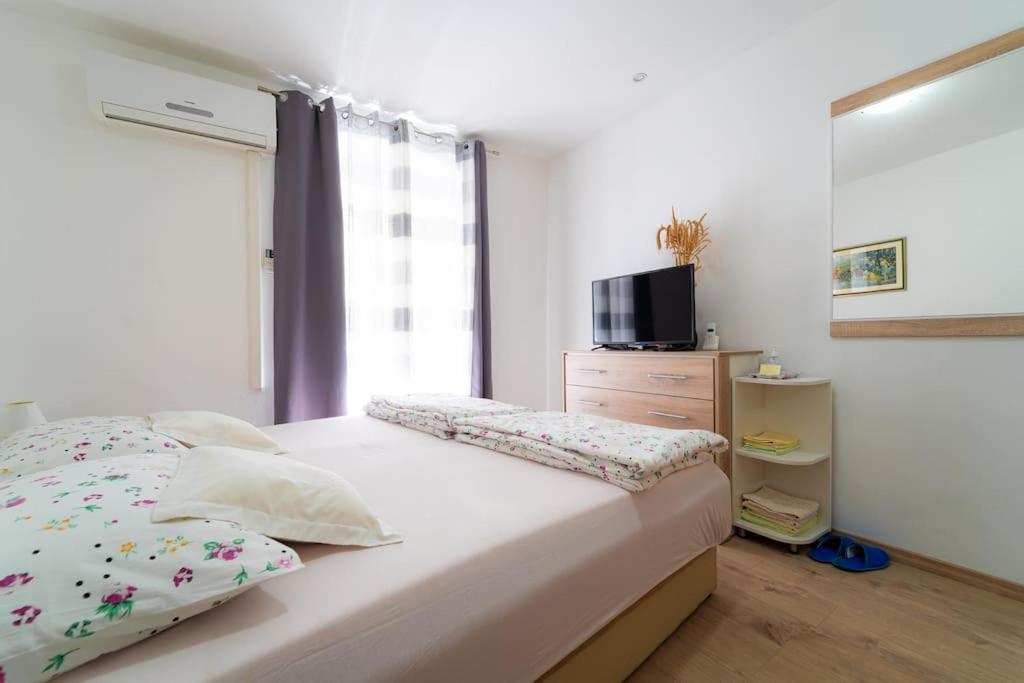Charming Apartment In Old Town Spalato Esterno foto