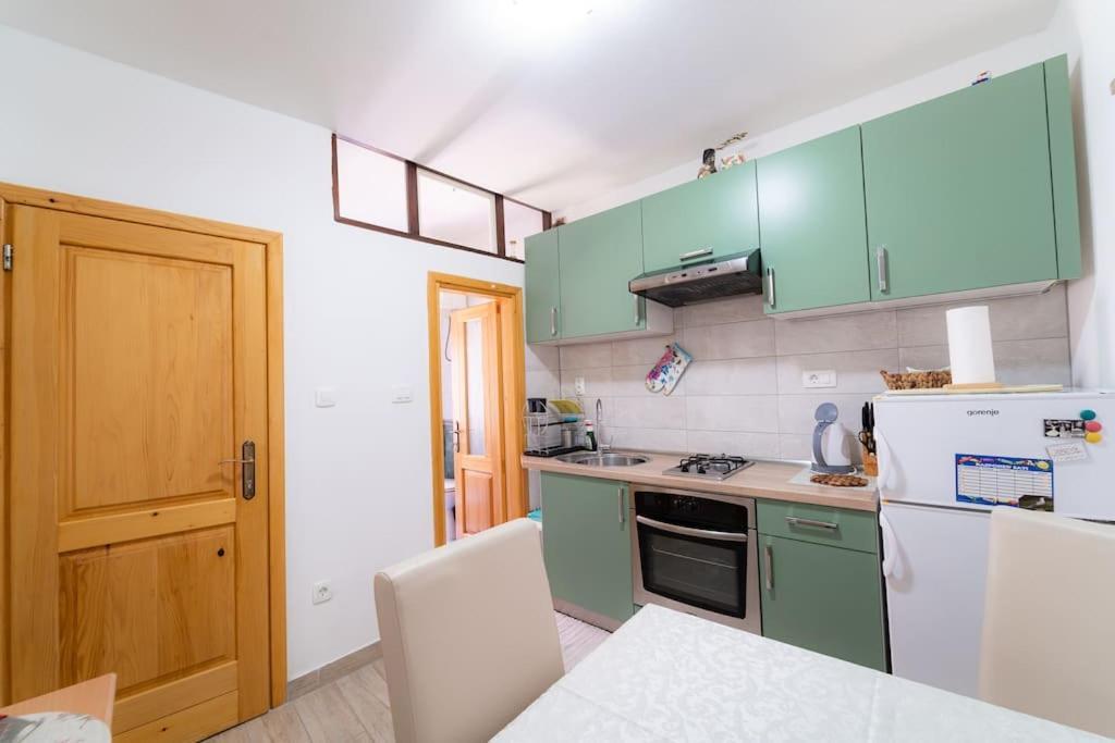 Charming Apartment In Old Town Spalato Esterno foto